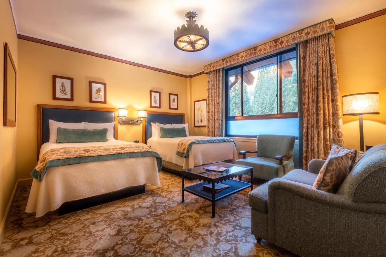 Hotel The Ahwahnee Yosemite Village Esterno foto