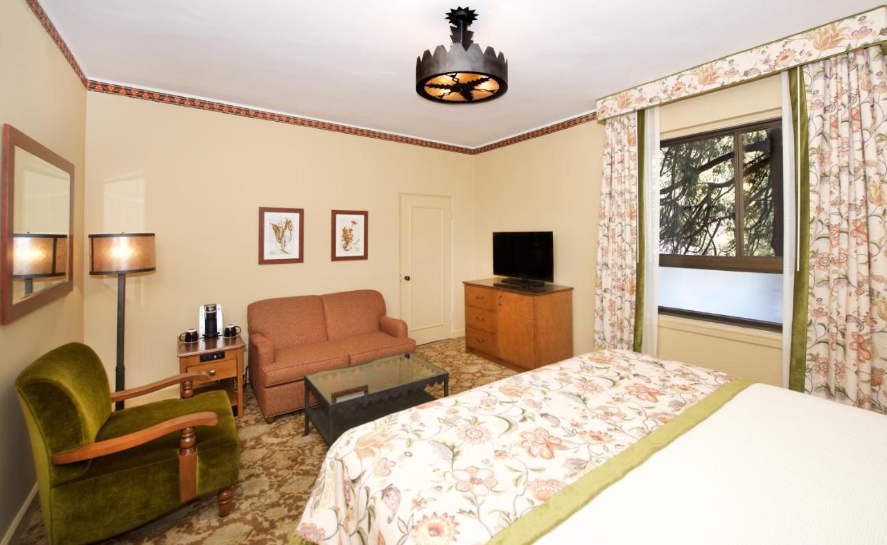 Hotel The Ahwahnee Yosemite Village Esterno foto